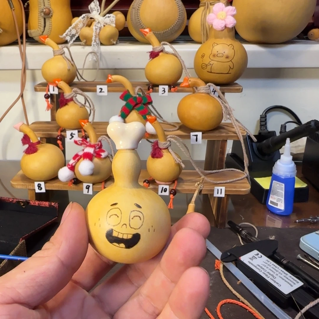 葫芦烙画可爱表情