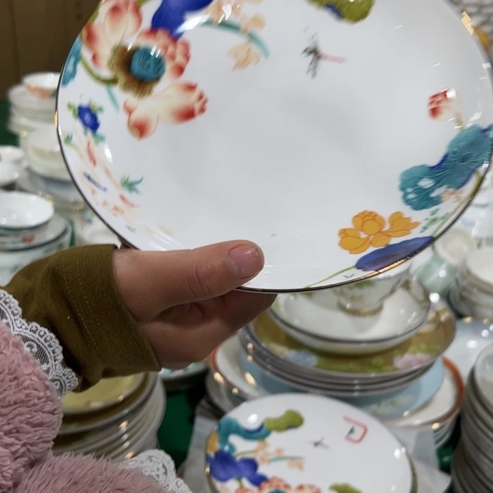 瓷片荷塘八寸深盘四个哇塞