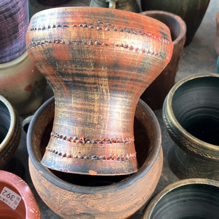 13.9-1瑕疵高20口20红金酒杯