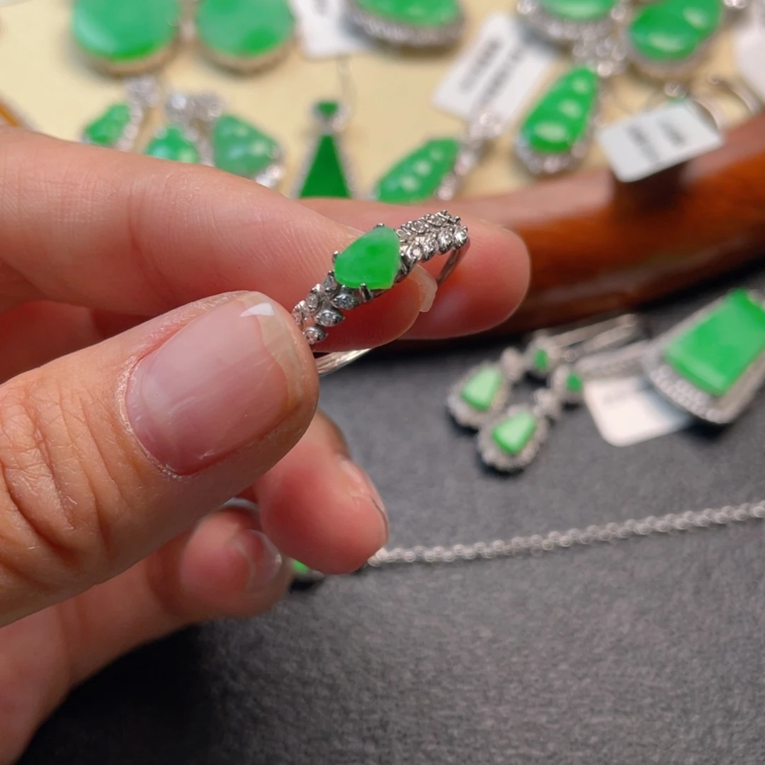 翡翠吊坠(不含链)银S925镶嵌戒指