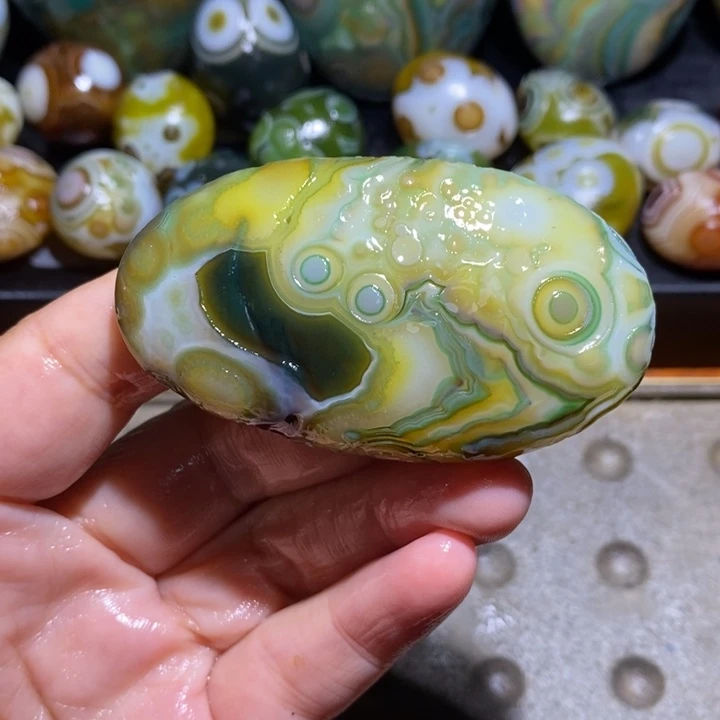 未镶嵌玛瑙/玉髓珠宝半成品164