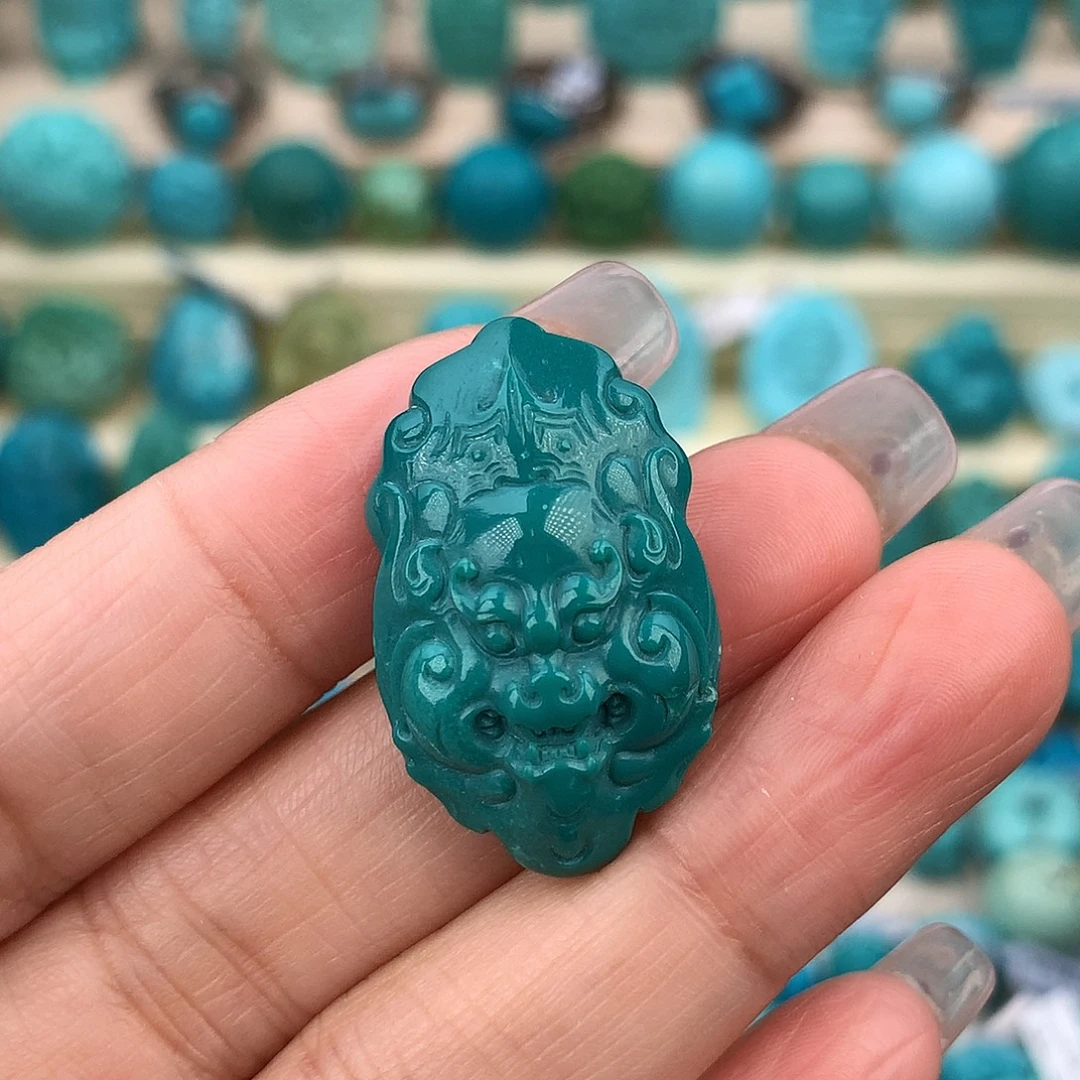 绿松石未镶嵌珠宝奇石