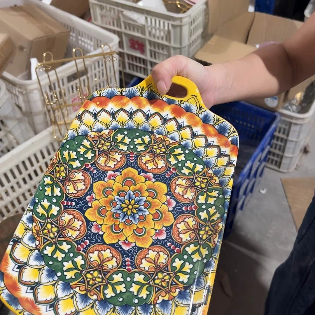 瓷片菲比斯鱼盘一个