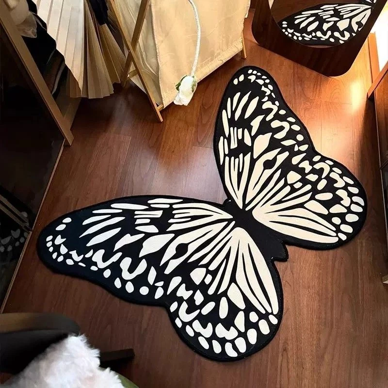 黑白蝴蝶不规则地毯轻奢高级感衣帽间椅子全身镜客厅卧室床边地垫