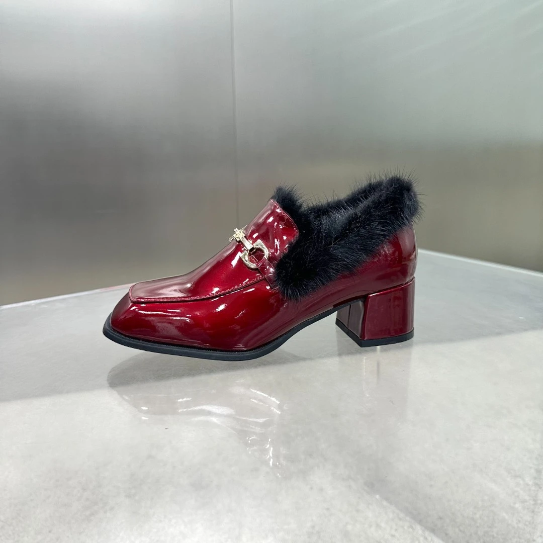 139 潮流时尚休闲百搭厚底真皮女鞋 客服备注货号