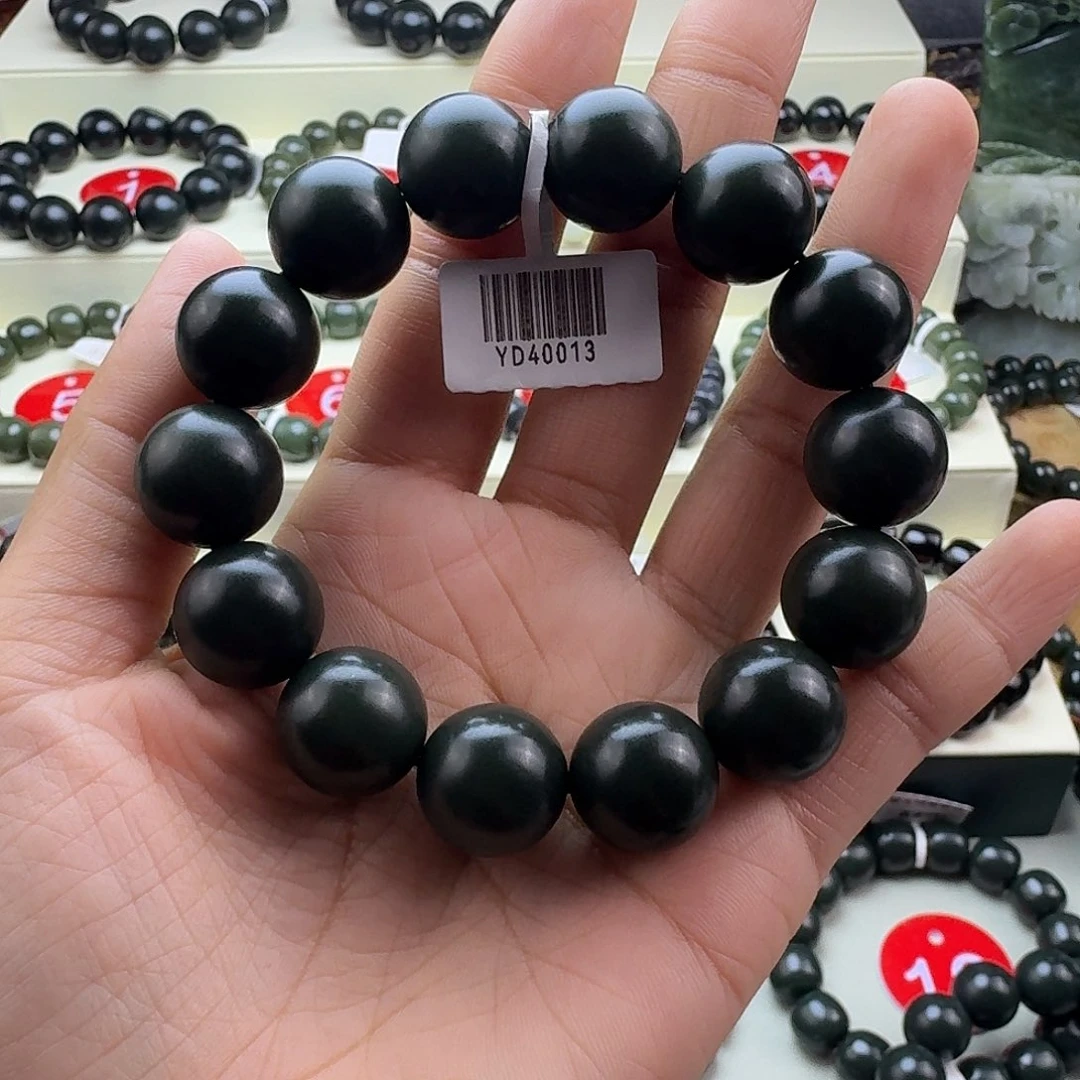 和田玉未镶嵌手串