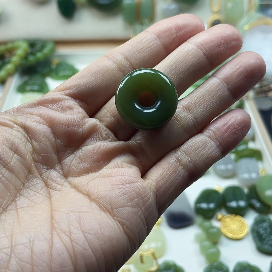 和田玉吊坠(不含链)未镶嵌