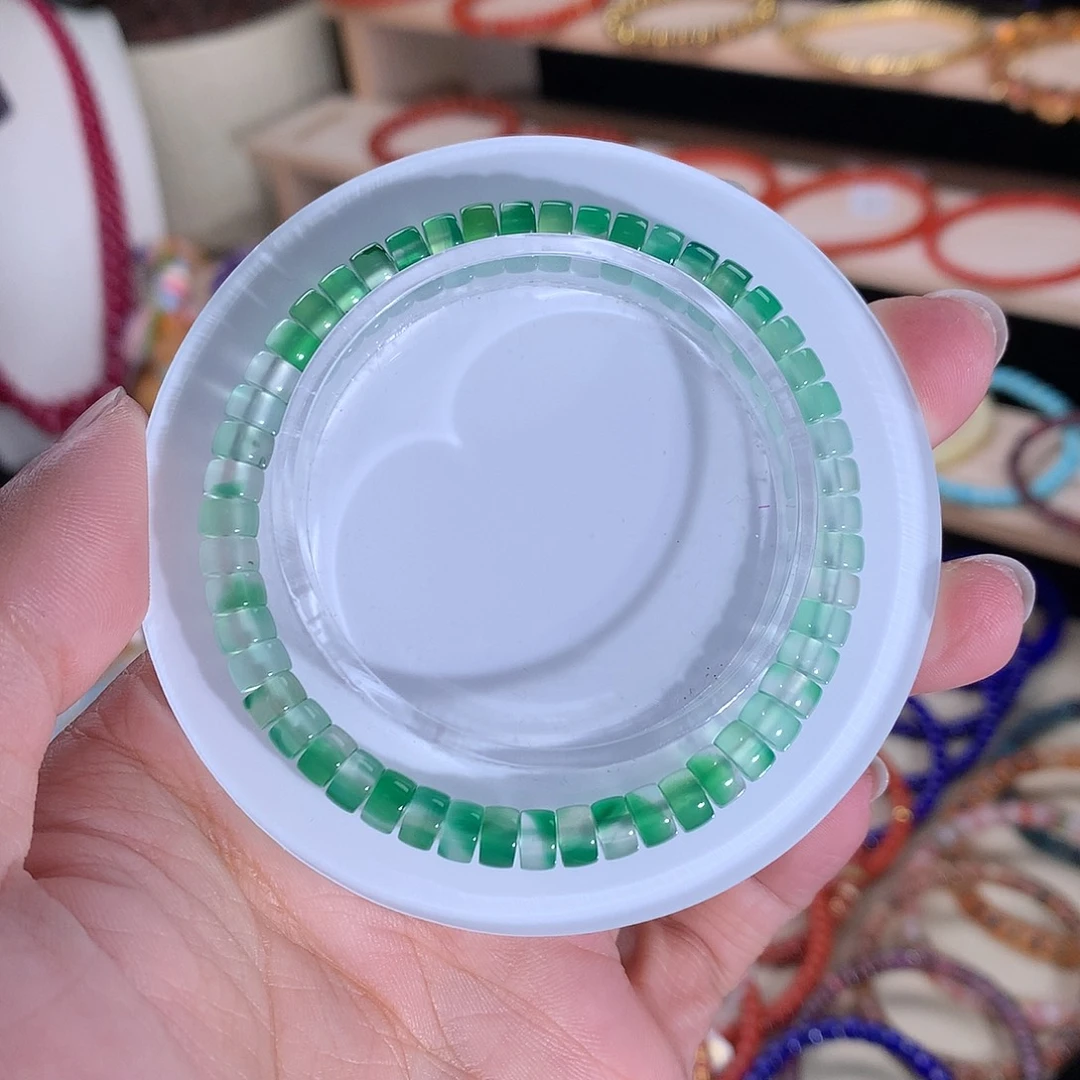 未镶嵌手串玛瑙/玉髓精工药片渐变绿玛瑙5.6mm