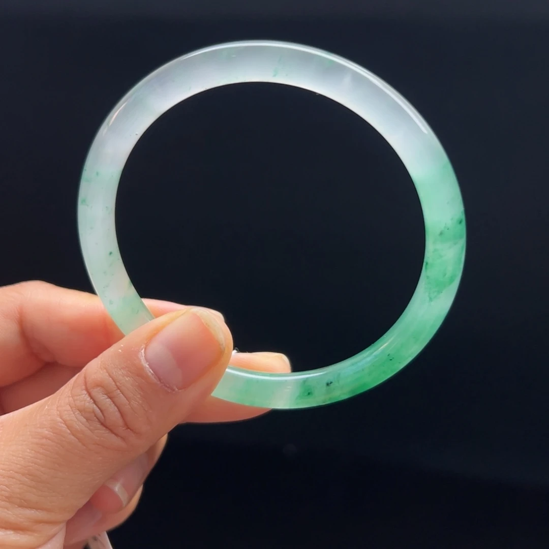 石英质玉未镶嵌手镯非洲翠5758