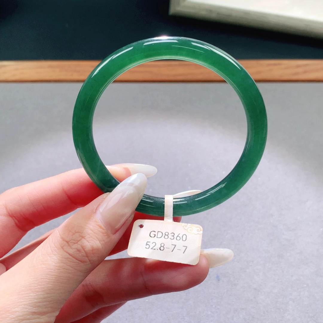 翡翠未镶嵌手镯天然