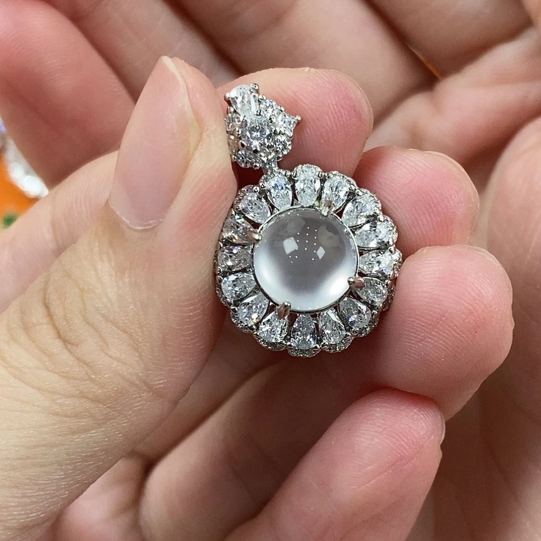 合金吊坠石英质玉