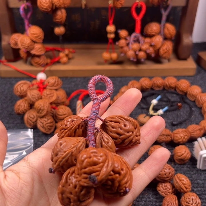 恐***龙桃核吊坠桃枭挂件L12