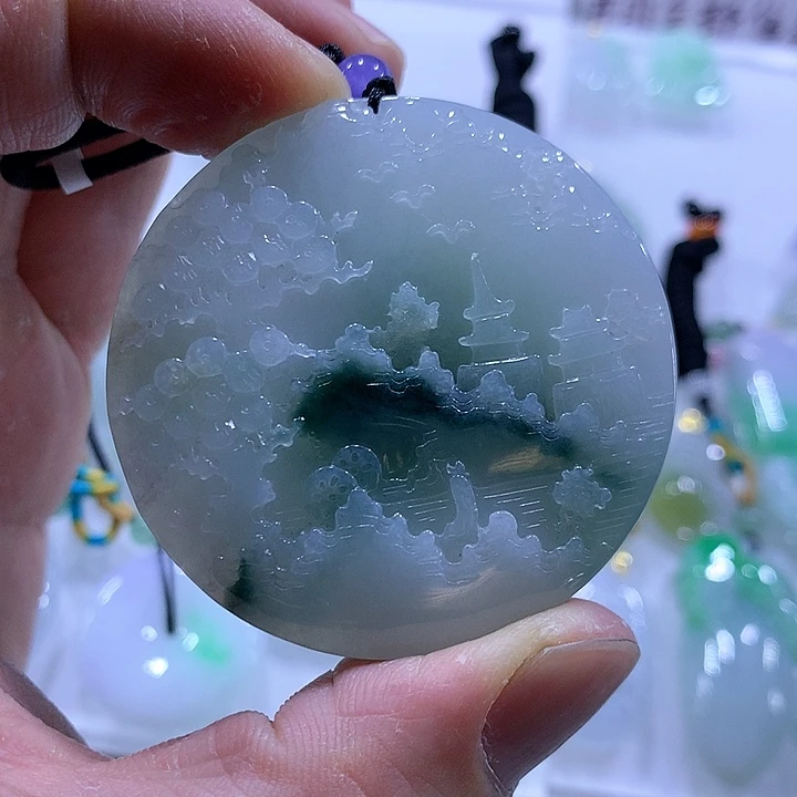 翡翠颈饰未镶嵌天然翡翠A货吊坠