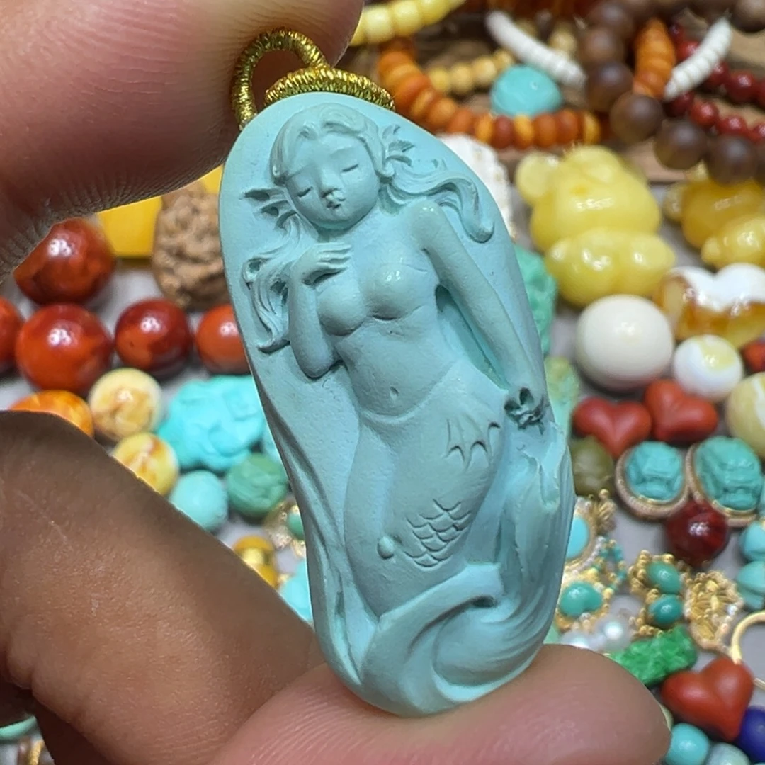 绿松石未镶嵌颈饰