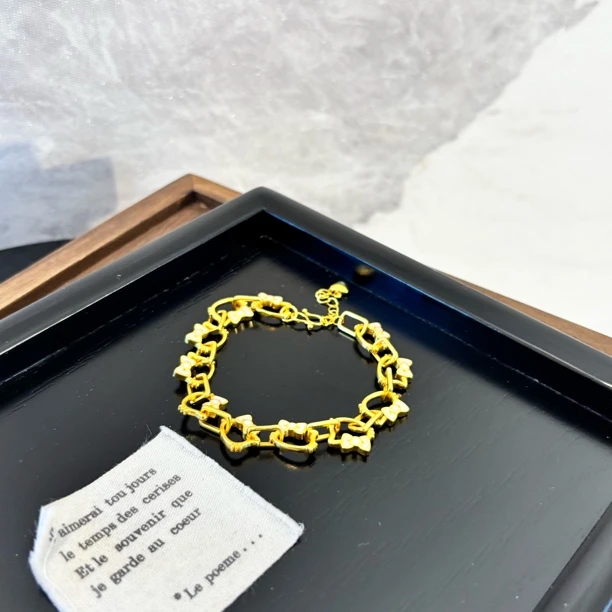 铜合金珐琅手链 多个镂空猫猫手链SL2081