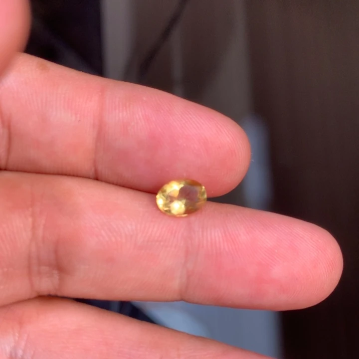 笔搁紫晶未镶嵌裸石1.035克拉