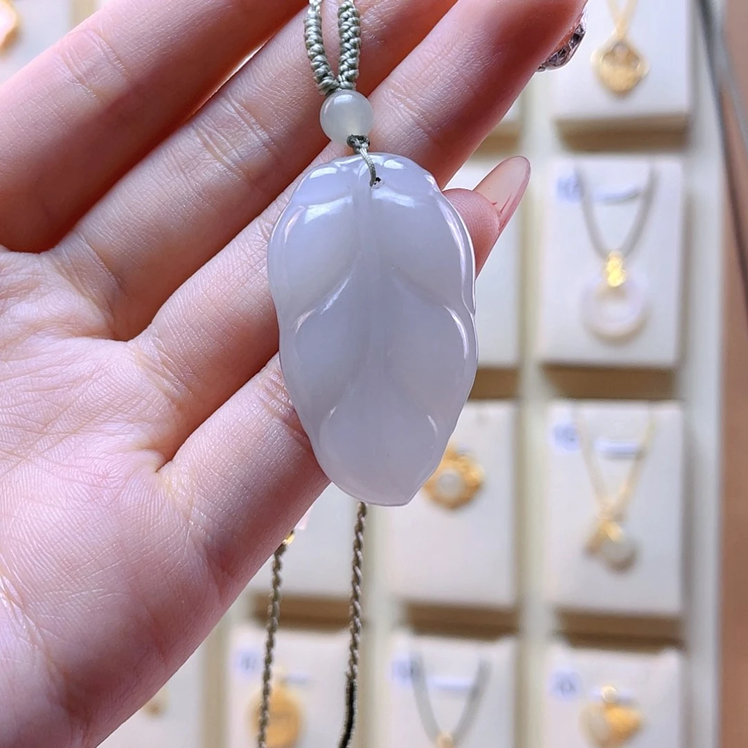 和田玉吊坠(赠链)未镶嵌青****