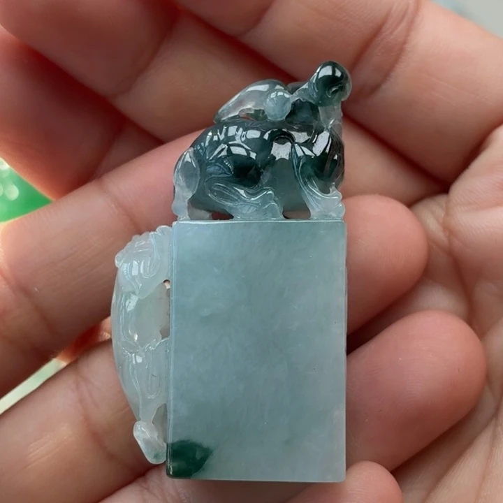 翡翠未镶嵌颈饰天然翡翠a货