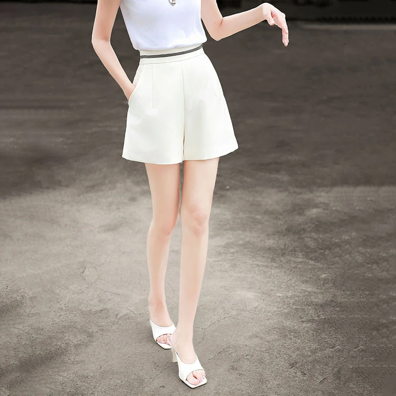 MEXCOCO/兰瑟儿夏新款气质简约高腰百搭休闲显瘦短裤女105XH9424