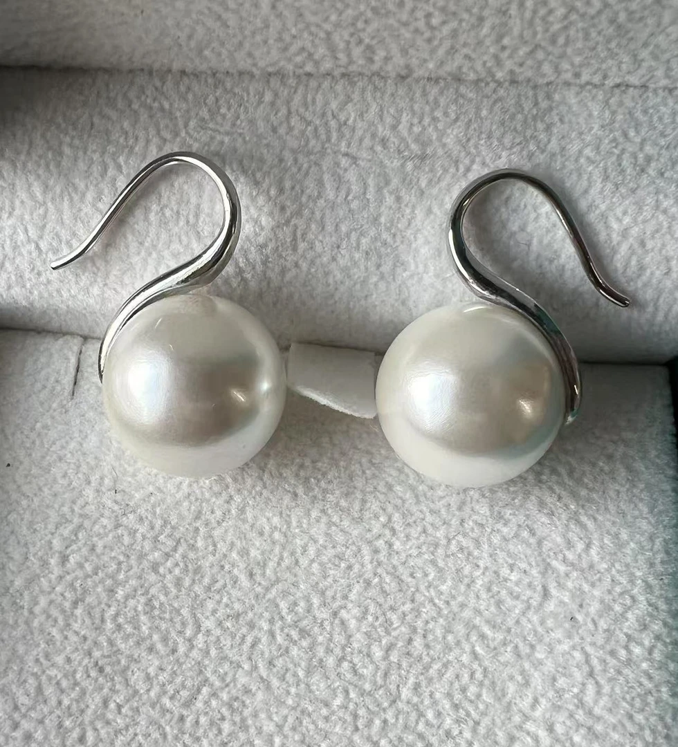 非金属仿珍珠耳饰 耳钩轻奢白色女日韩原创设计