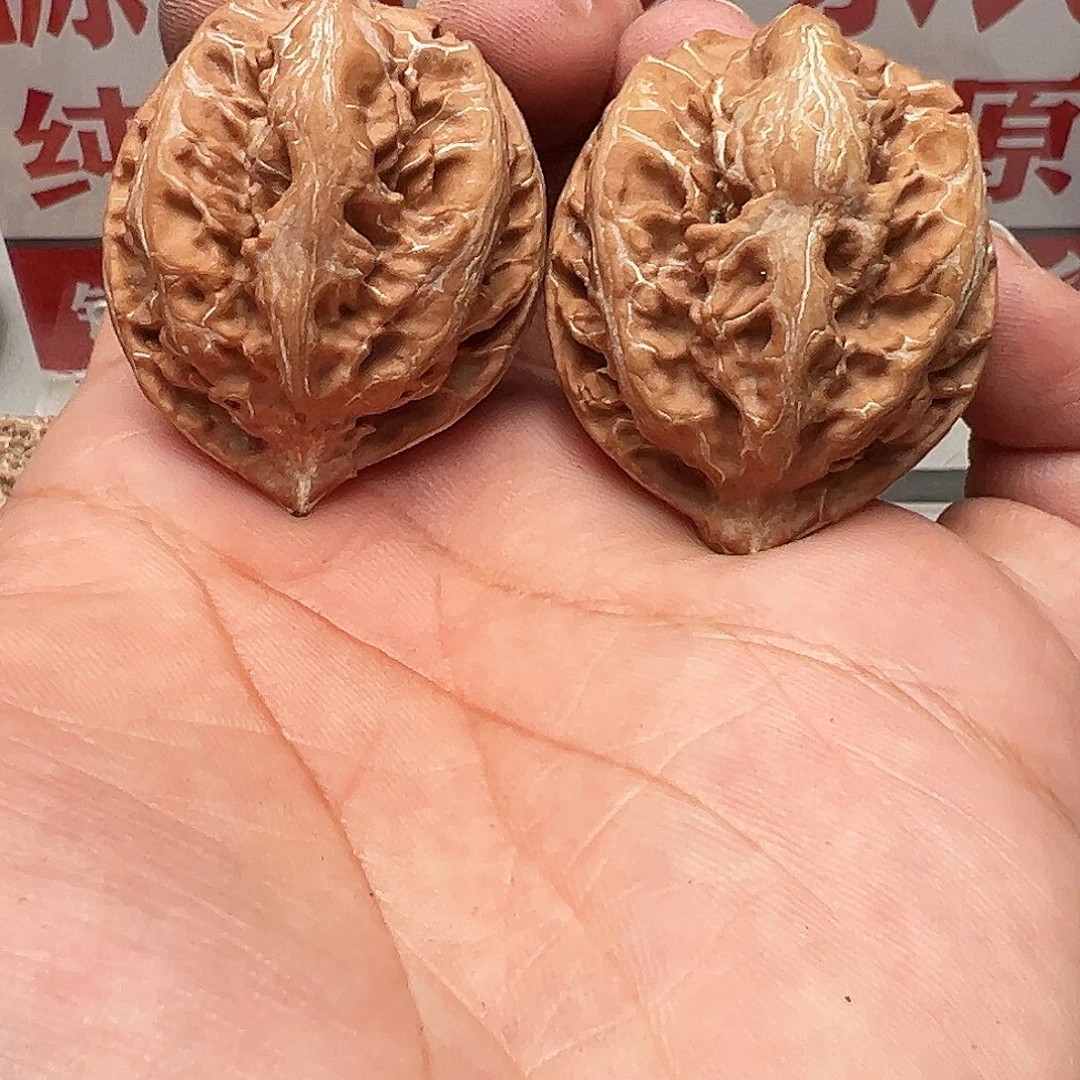 吊坠文玩核桃粗筋八棱