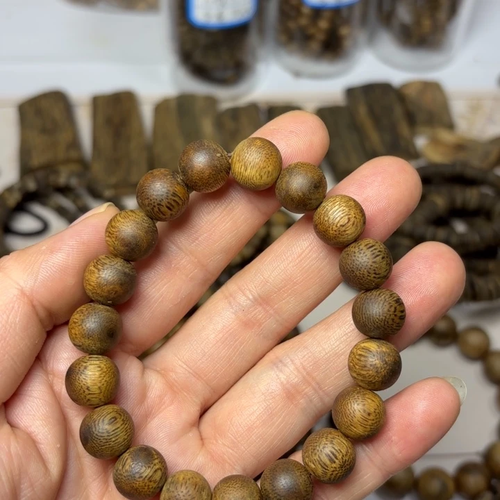 沉香手串唐*桐圆珠单圈 乌身圆叶品种 11mm 11克