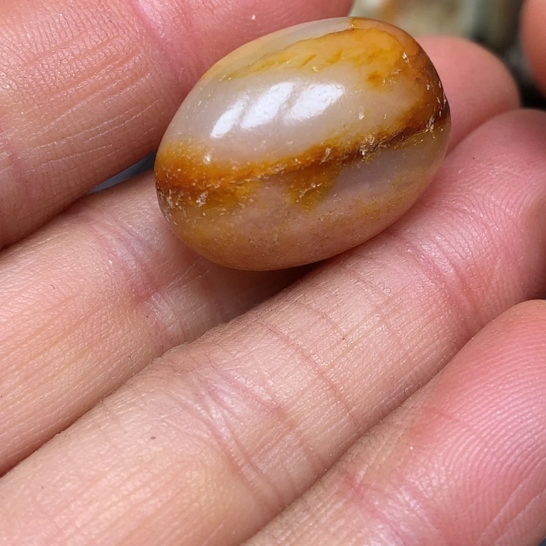 和田玉未镶嵌珠宝奇石