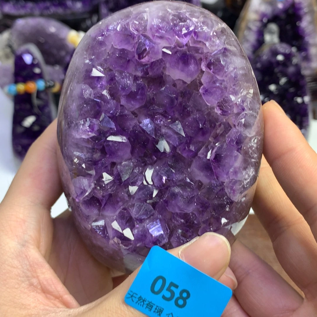 未镶嵌水晶大型摆件（非配饰）