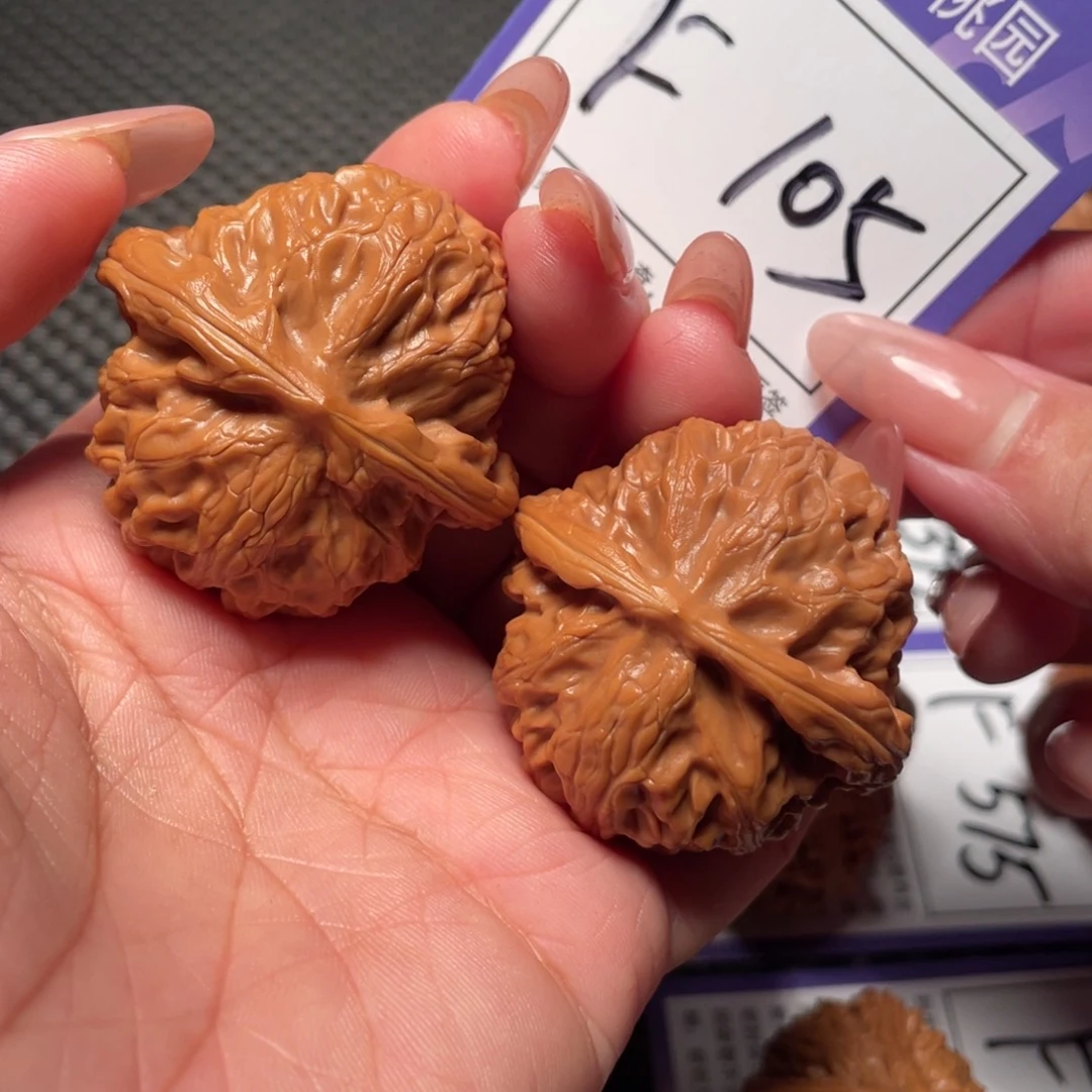 文玩核桃把件105号灯42