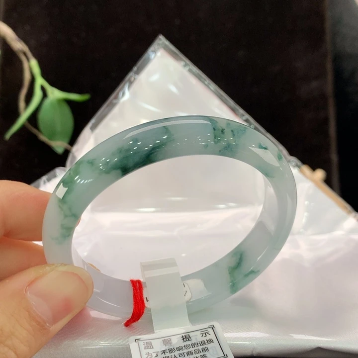 翡翠手镯未镶嵌贵妃1081