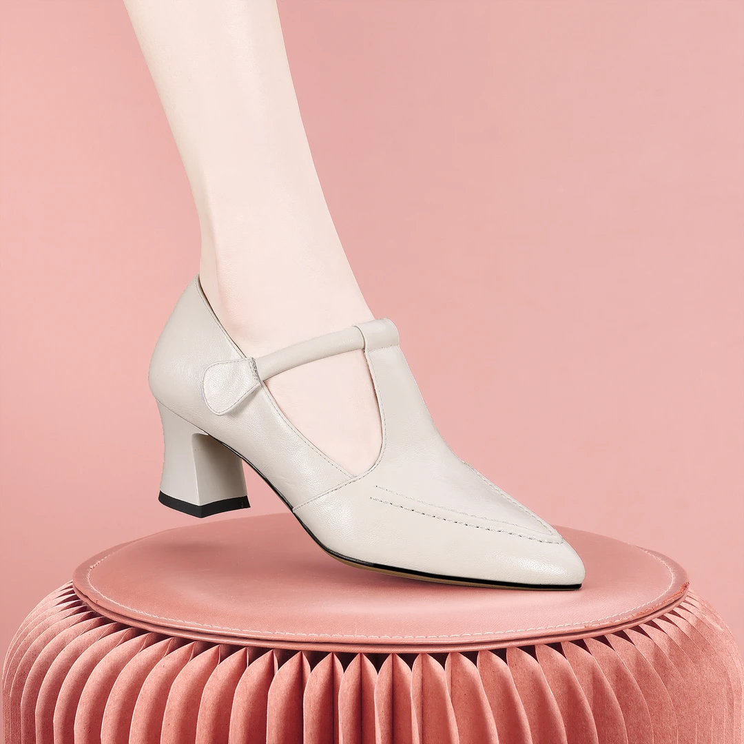 梵芮诗夏季2025年新款气质百搭时尚甜美尖头舒适粗跟单鞋-J2111