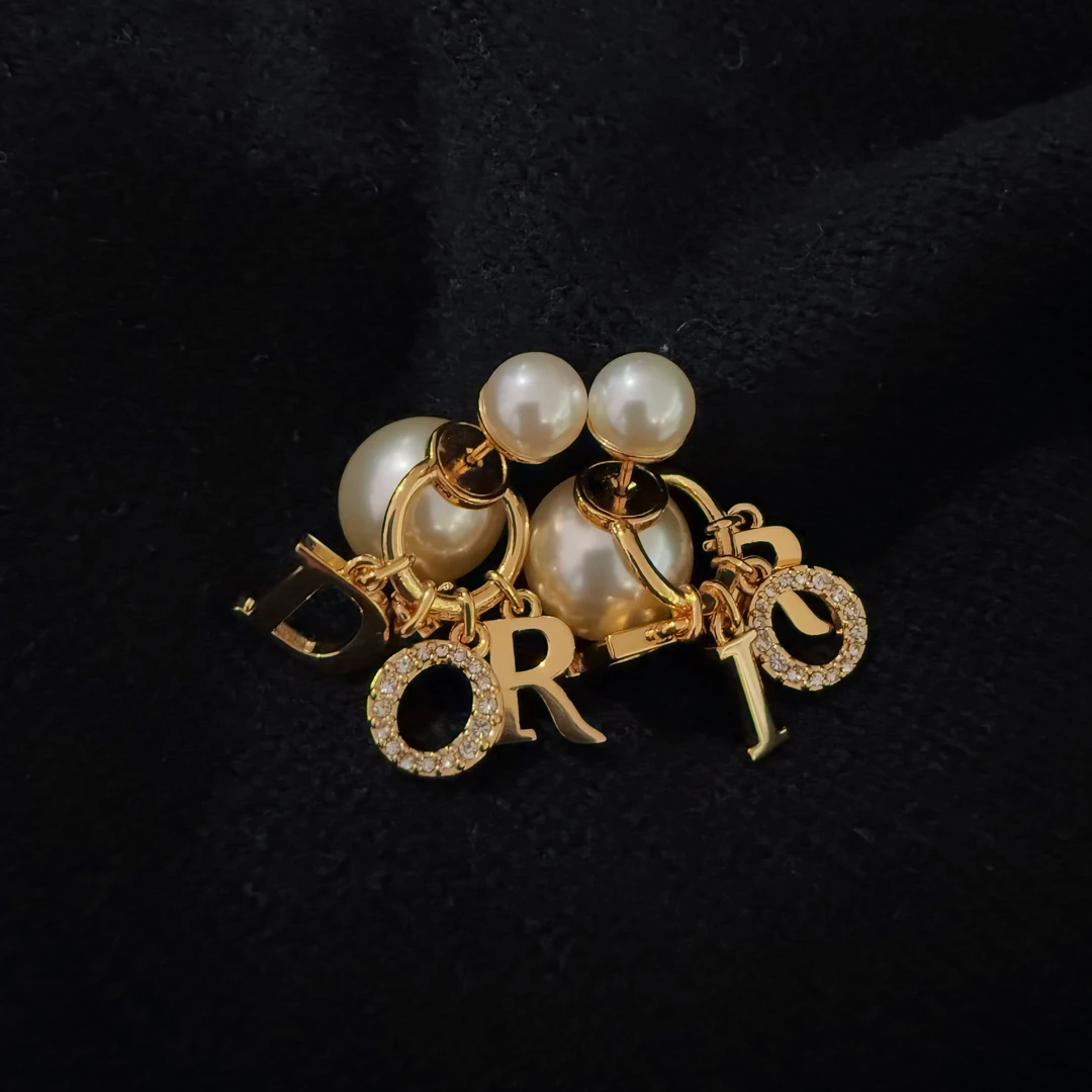 铜合金无非金属耳饰 光姐【D家珍珠耳环】