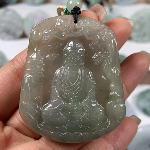 翡翠颈饰未镶嵌大日如来福利