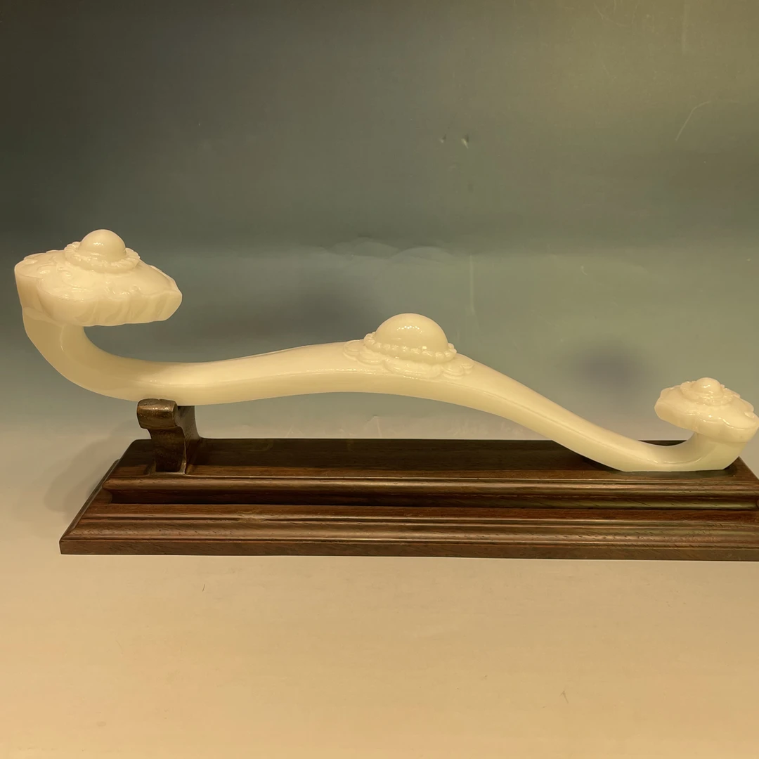 高档大气适合家居客厅办公室乔迁送礼——玉如意