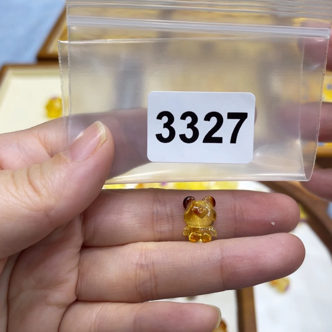 琥珀珠宝奇石未镶嵌