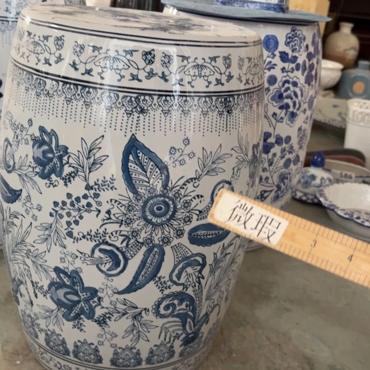 微瑕青花瓷器值得购买