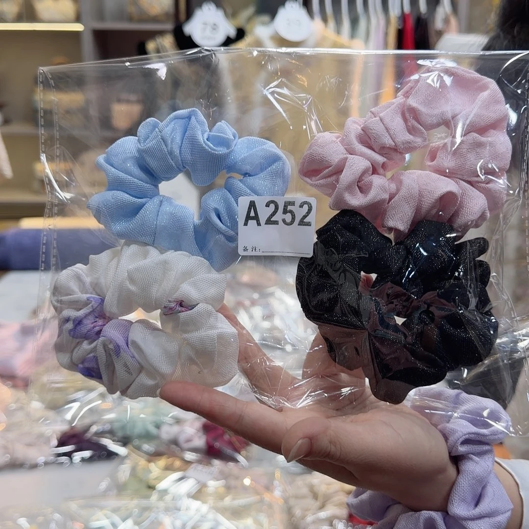 零***吻非遗传承人的精神风貌和精神风貌