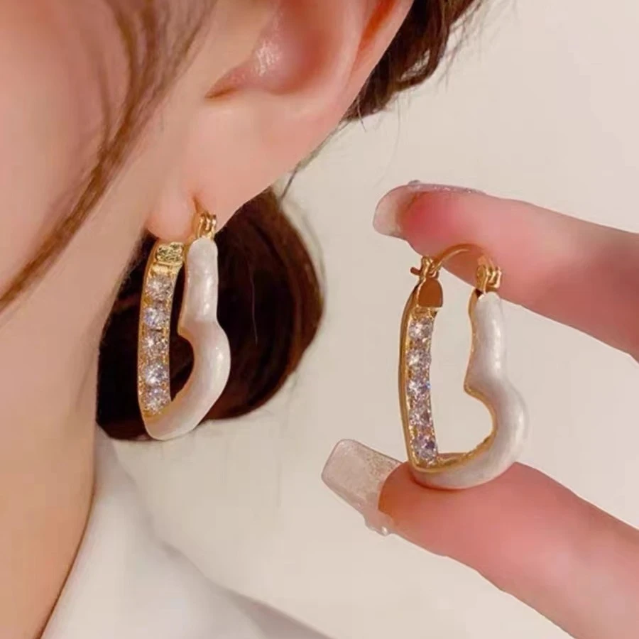 铜合金耳饰 爱心耳环女潮洋气耳钉小众设计气质网红耳饰N0715