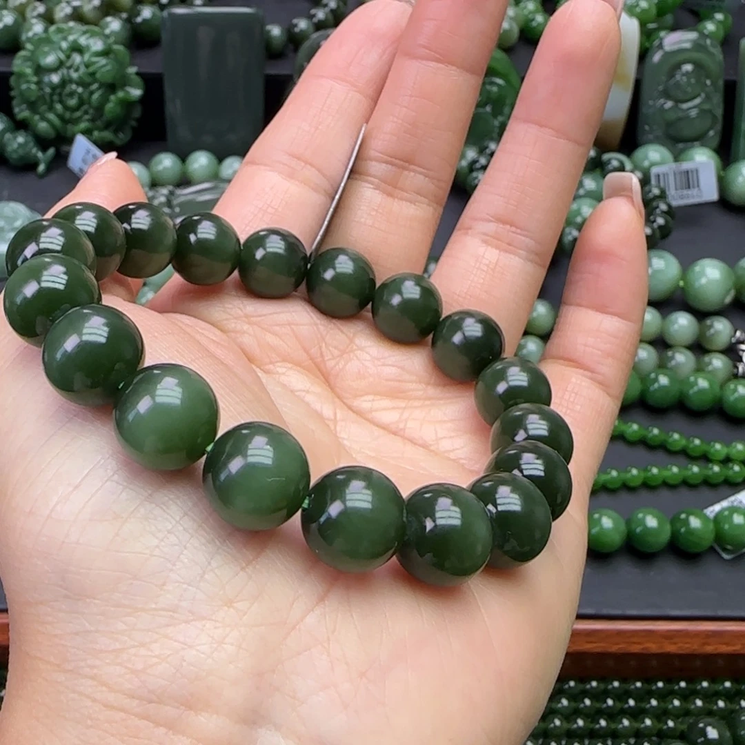 和田玉未镶嵌珠宝奇石