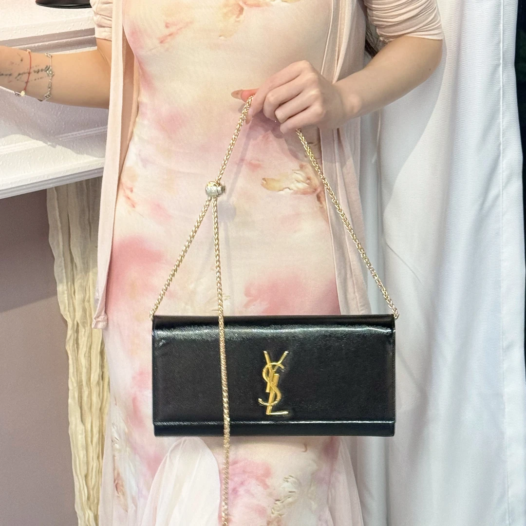 95新 YSL/圣罗兰 ysl黑色金扣手拿包