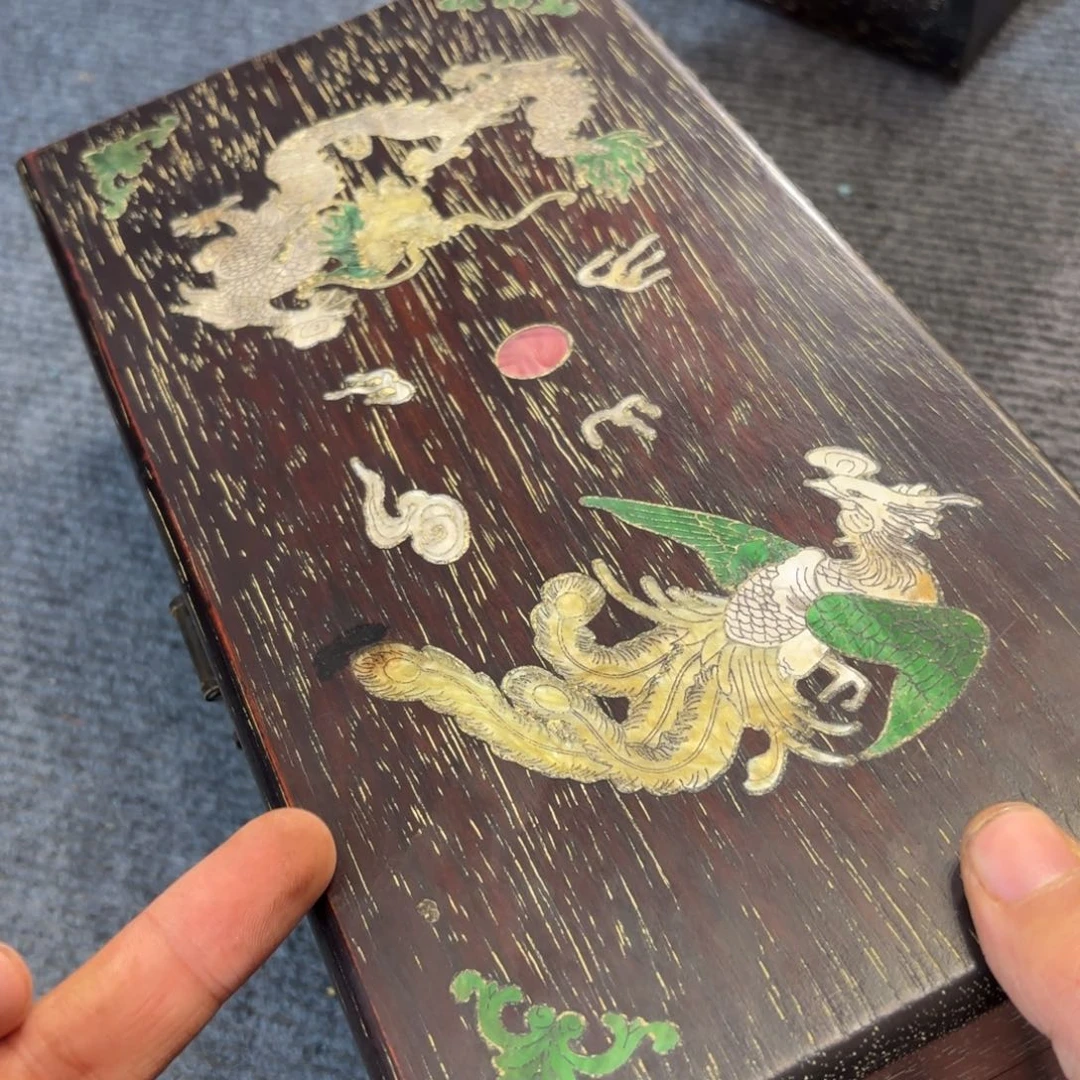 木小叶紫檀独板收纳盒