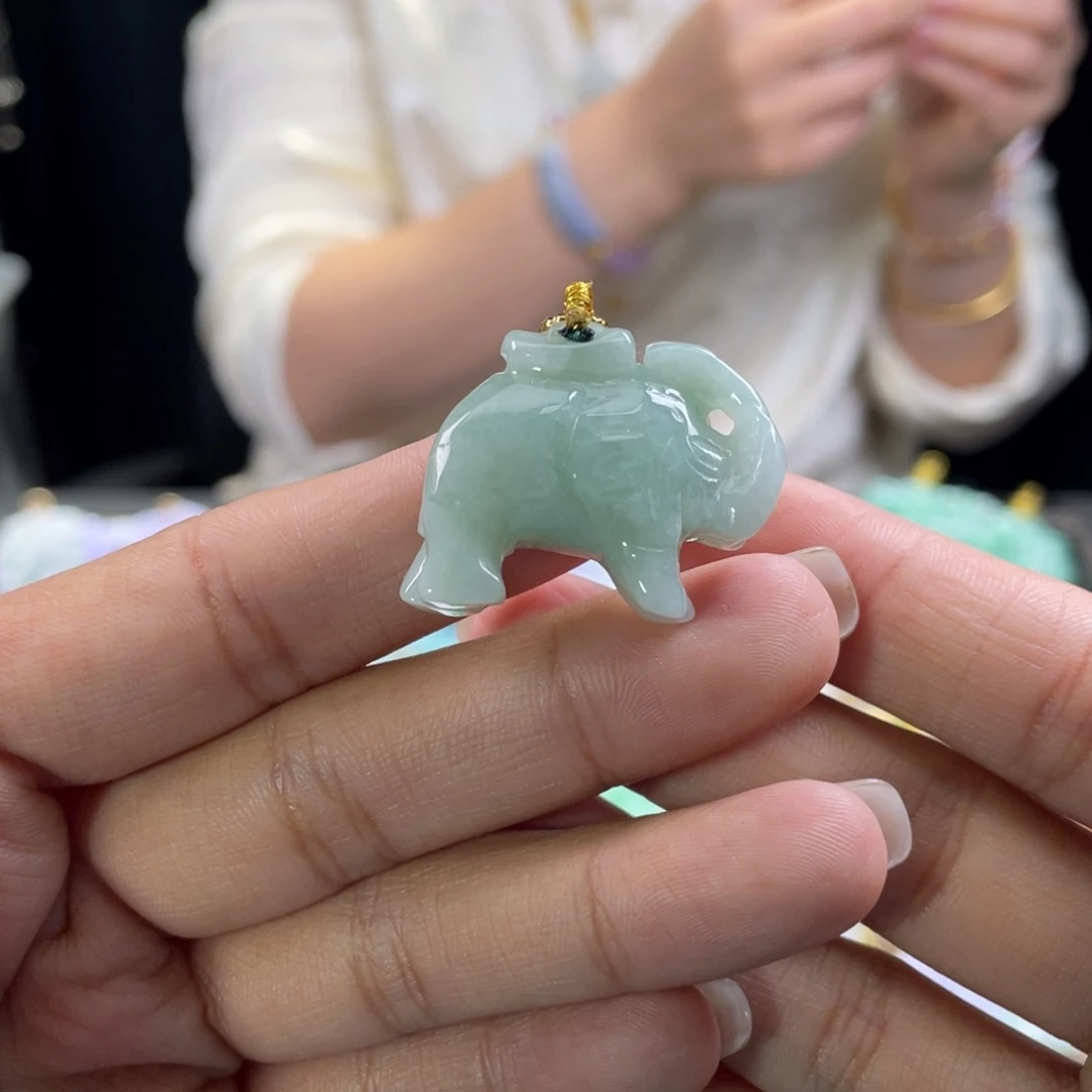 翡翠颈饰未镶嵌代编织