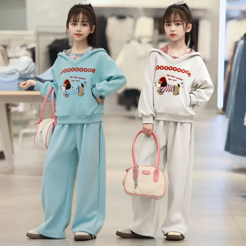 女童秋装套装2025新款洋气儿童时髦春秋小女孩卫衣运动休闲三件套