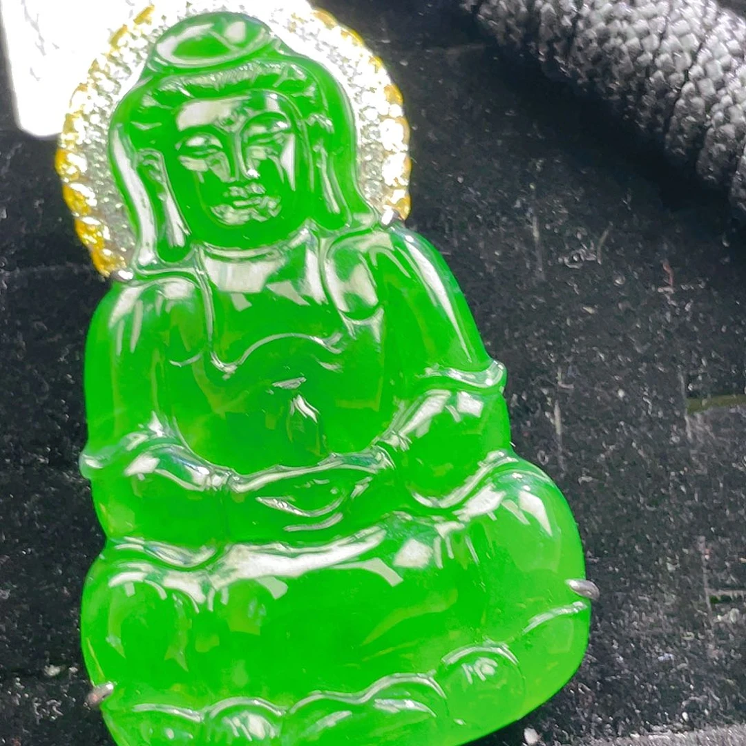 翡翠颈饰未镶嵌15，