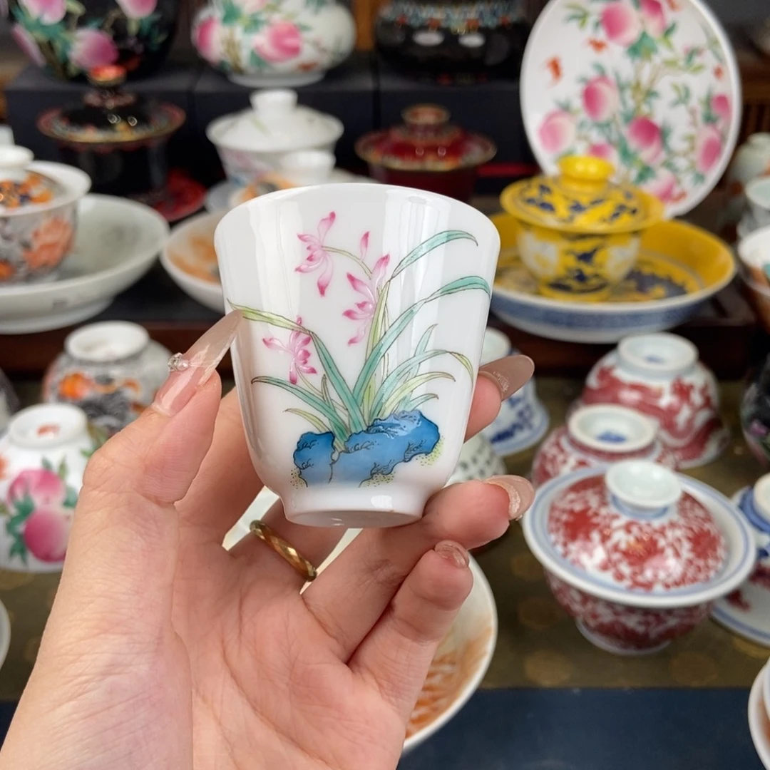 陶瓷碗碟套装家用电脑家用多功能厅