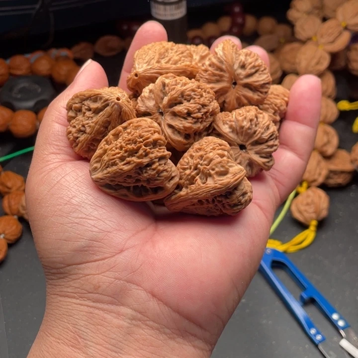 文玩核桃吊坠燃**生3南疆石