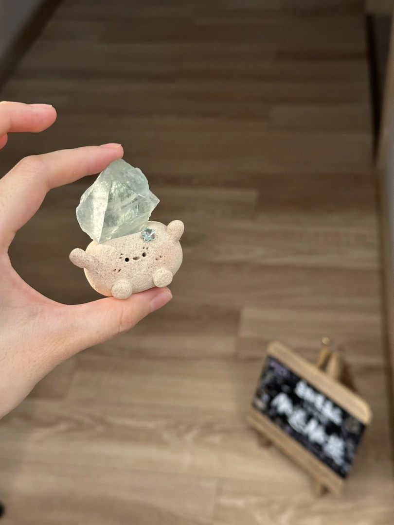 水晶小豆丁可爱绿营石