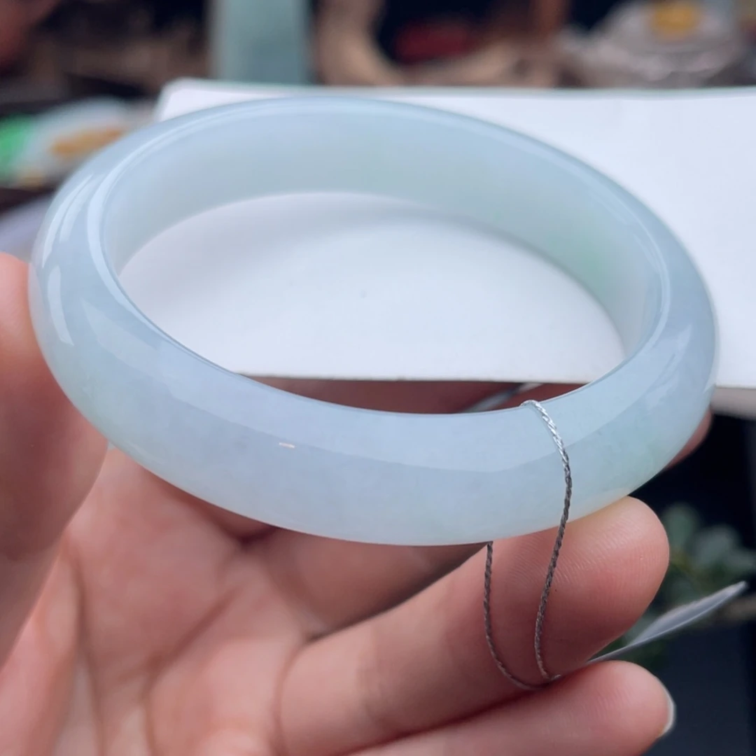 未镶嵌手镯翡翠清爽