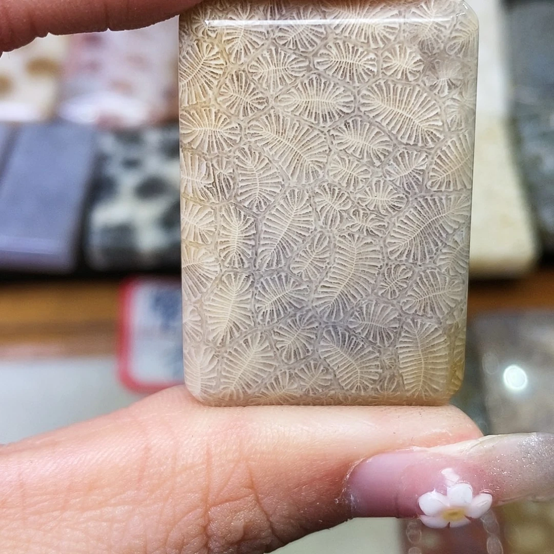 硅化玉颈饰合金k**x吊坠