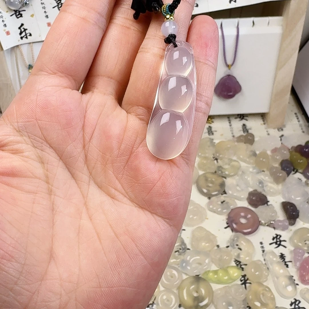 玛瑙/玉髓颈饰未镶嵌?*儿
